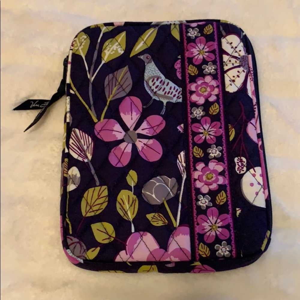 ♥️Vera Bradley IPad Mini Sleeve